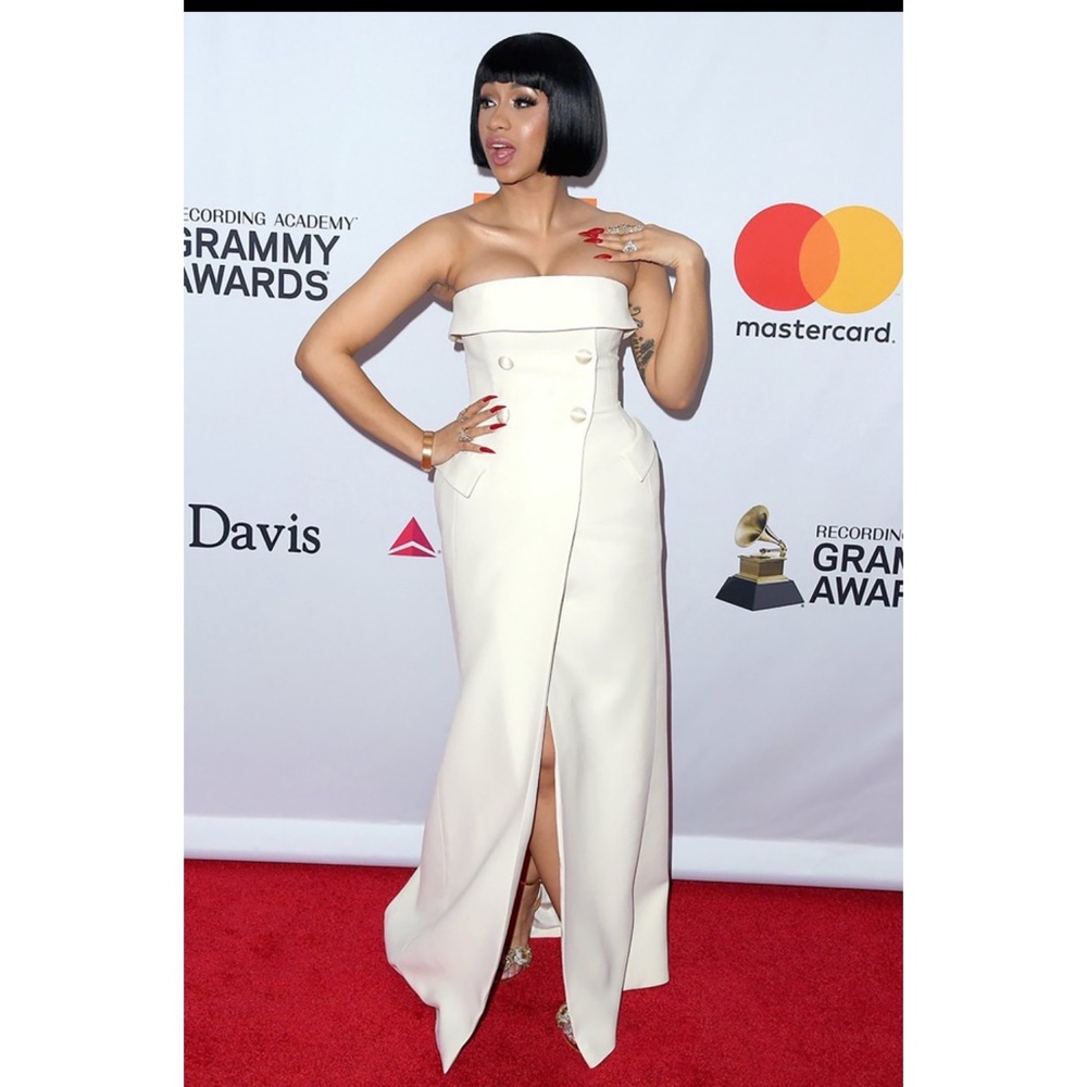 Look alike cardi B white dress🤍